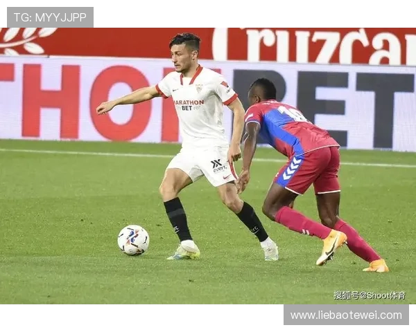 博阿滕中场组织能力持续提升，近期表现稳健