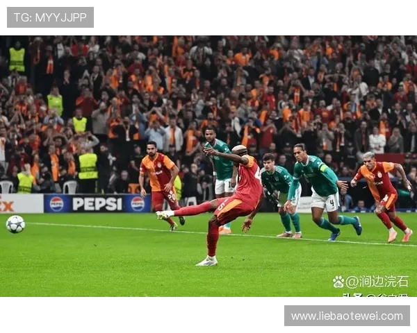 足球赛事专栏:近期赛程密集,多支豪门球队状态回暖 足球赛事专栏:近期赛程密集,多支豪门球队状态回暖