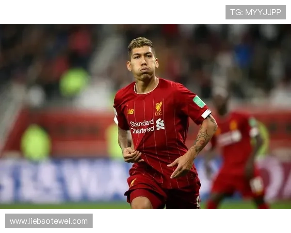 凯恩 vs 菲尔米诺:伪九号战术角色与进攻参与度对比 凯恩 vs 菲尔米诺:伪九号战术角色与进攻参与度对比