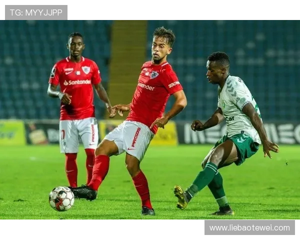 巴尔科拉 vs 莱奥:边路冲击力与突破效率对比