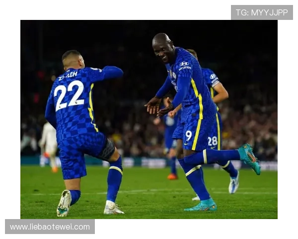 切尔西引援规模引发热议,持续投入是否已反映于赛季竞争力表现 切尔西引援规模引发热议,持续投入是否已反映于赛季竞争力表现