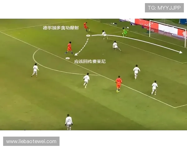 山东泰山中场控制力下滑,节奏紊乱暴露体系隐患 山东泰山中场控制力下滑,节奏紊乱暴露体系隐患