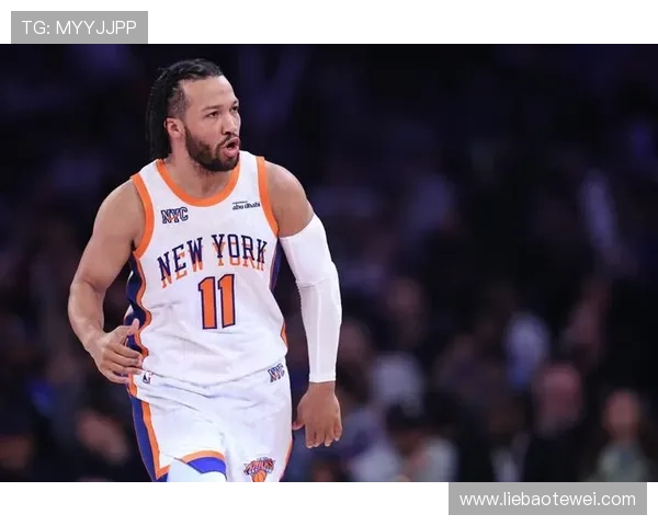 杰伦·布伦森挡拆制造空位率超库里 打造球队关键得分点