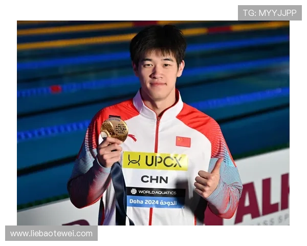 程语轩训练完直接去奢侈品店扫货，这哪是运动员，分明是偶像剧男主